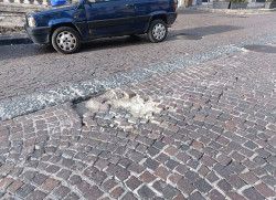 Lamezia, è ancora pericolo buche in città: l’allarme dei cittadini corso-2025-11-28-alle-15.03.03_f04cd.jpg