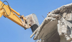 Case fuori norma e senza autorizzazioni, in Calabria 54 su 100 sono irregolari demolizioni-2024-04-05-alle-10.56.18_2c79e_dc464.jpg