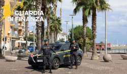 Associazione a delinquere ed estorsioni nel Crotonese, Dda Catanzaro dispone 3 arresti e sequestro beni per oltre 1 milione gdf-2025-12-10-alle-09.20.48_3e0a7.jpg