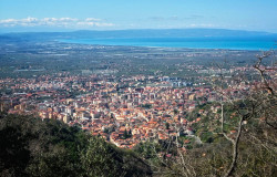 Progetto pilota per “territorio dei due mari Catanzaro-Lamezia”, coinvolti tutti i sindaci dell’area centrale: “Obiettivo è attrarre investimenti” lamezia-terme-paesaggio_652eb_ac6ed_24aaf_dabcb_3d324_ec80e.jpg