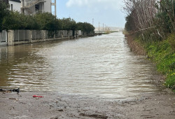 Prosegue emergenza maltempo a Nocera Terinese, ancora allagamenti verso il mare nocera13-at-15.17.50_253f7_7a6d4.jpg