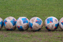 Riposa la Serie D: in campo le altre compagini lametine dalla Promozione alla Terza Categoria palloni-calcio_58fa5_df51a_149f0.jpg