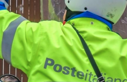 Lamezia, residenti lamentano disservizi postali in via Marconi: “Da mesi nessuna corrispondenza” postino-generica_31ae8_04785_cad9b_e76ee.png