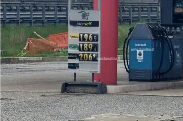 Guerra in Iran e aumenti record dei carburanti, Calabria sul podio dei prezzi più alti rincari-2026-03-05-alle-08.44.27_67e9e.jpg