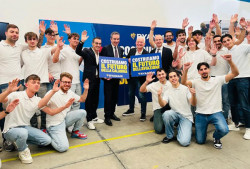 Visita di Occhiuto all'accademia che formerà i tecnici per gli hangar Ryanair a Lamezia ryanair_5393d.jpg