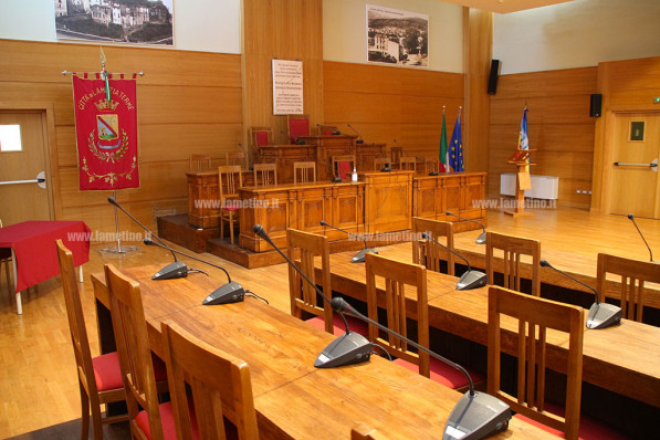 Lamezia, il 27 marzo Consiglio comunale chiamato ad approvare il Bilancio di previsione sala-luisi_1fe3b_e528f_45af2_faa96_88586_0c20d_2ca1c_7d704.jpg