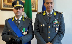 Il sottotenente Gianluca Monda è il nuovo comandante del nucleo operativo del gruppo di Catanzaro sottotenente-2025-12-13-alle-09.11.45_5179b.jpg