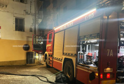Lamezia, incendio in abitazione: donna salvata da Vigili del fuoco e poliziotti vigilidelfuoco-21-at-17.52.30_337a0.jpg